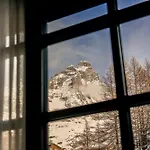Готель Al Piolet