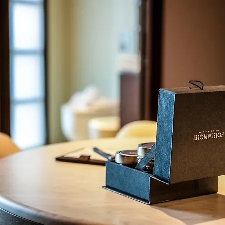 Al Piolet ברויל-קרוויניה