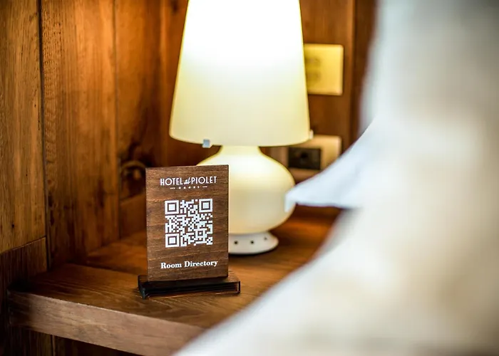 Al Piolet Готель